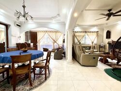 Blk 318 Tampines Street 33 (Tampines), HDB 5 Rooms #576352681